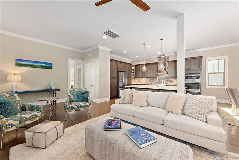 2113 Lanier Ave, Charlotte, NC 28205