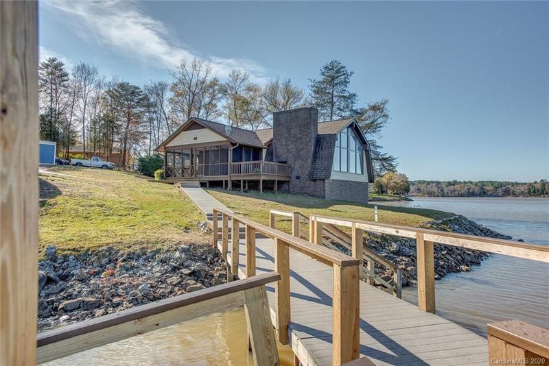2213 Seaside Rd, York, SC 29745