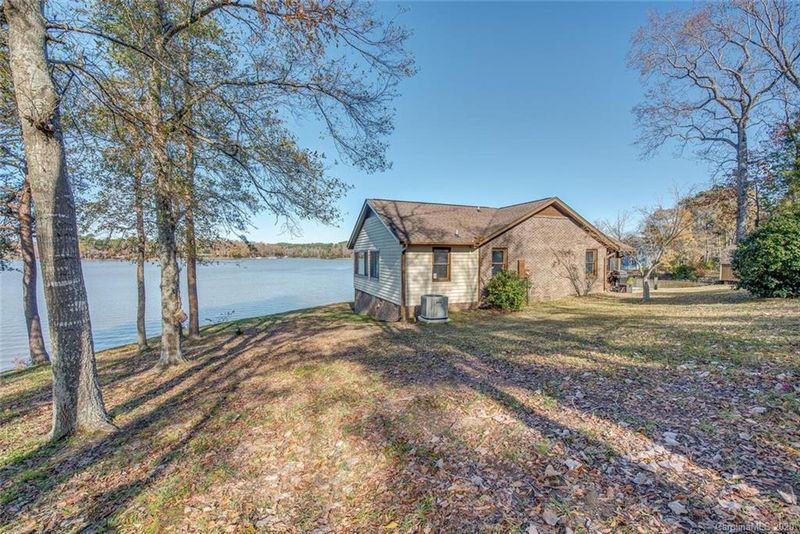 2213 Seaside Rd, York, SC 29745