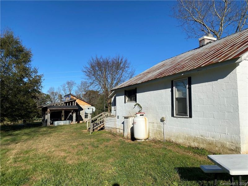 439 Holly Ridge Rd, Blacksburg, SC 29702