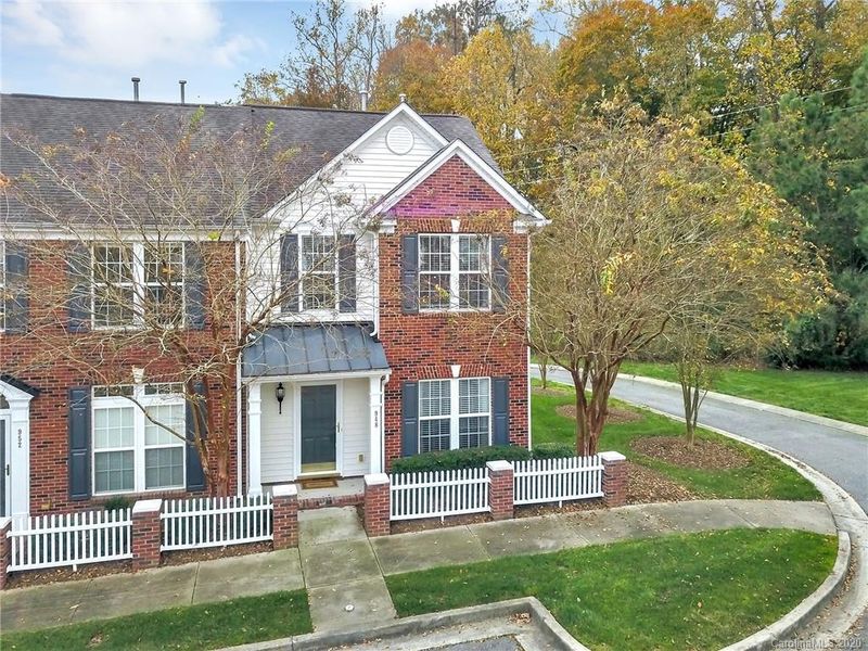 948 Coolsprings Ln, Rock Hill, SC 29730