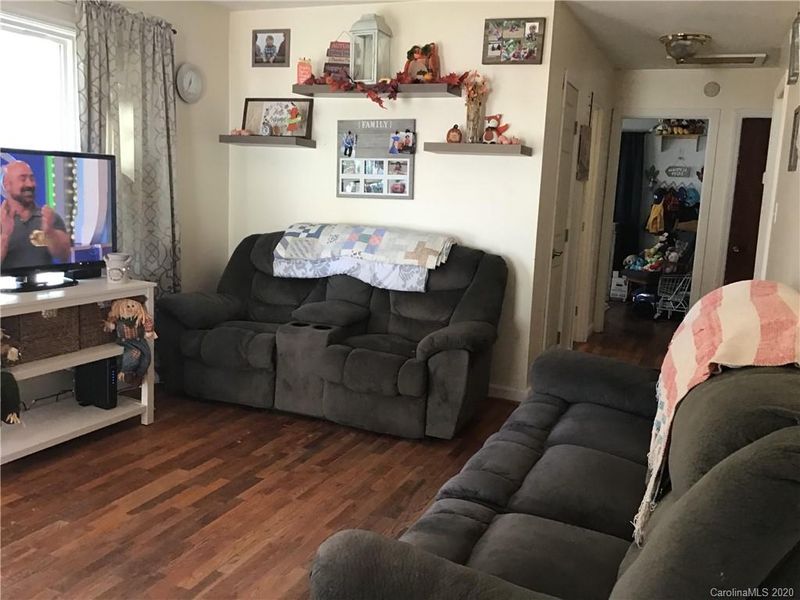 2003 Weir Ln, Gastonia, NC 28052
