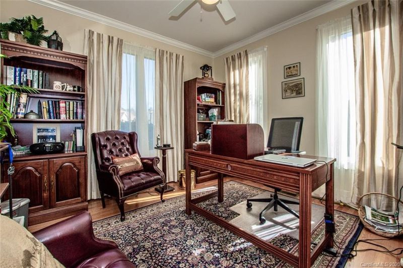 18410 Carnegie Overlook Blvd, Davidson, NC 28036