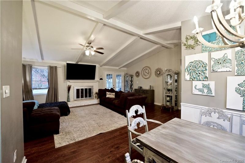 3513 Heather Ln, Gastonia, NC 28056