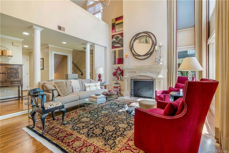 1901 Meadowood Ln, Charlotte, NC 28211