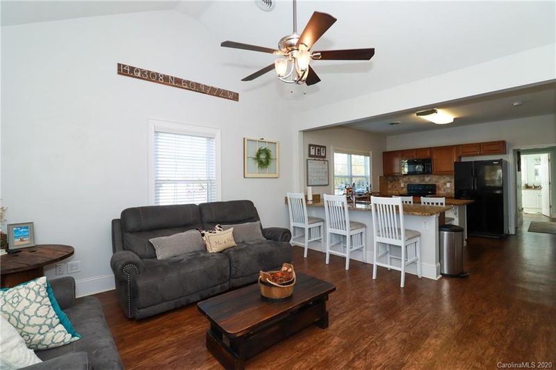 1014 N Ridge Ave, Kannapolis, NC 28083