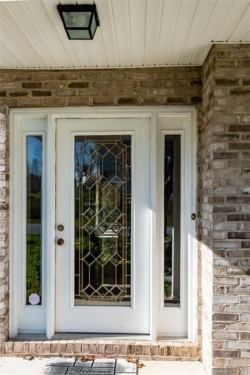 1619 Running Deer Dr NW, Conover, NC 28613