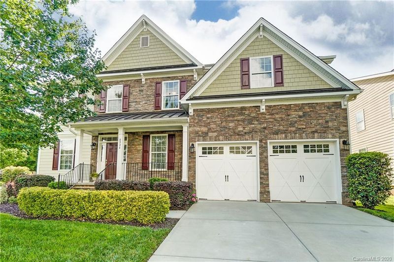 8924 Valleymoon Ln, Charlotte, NC 28214