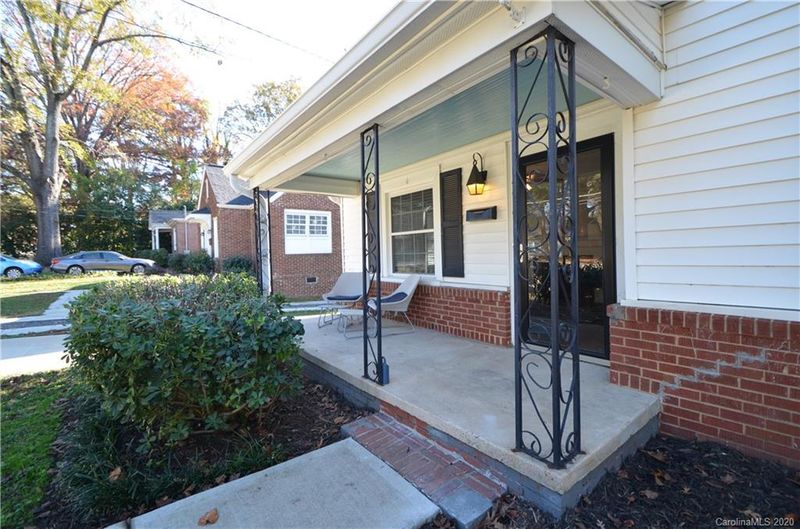 2216 Wilmore Dr, Charlotte, NC 28203