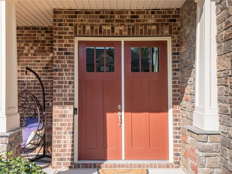 2016 Waltham Ln, Charlotte, NC 28270