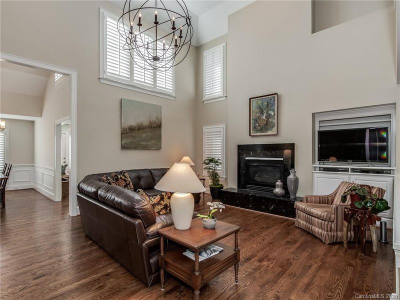 5713 Ballinard Ln, Charlotte, NC 28277