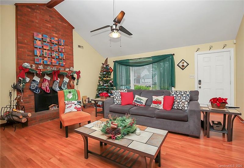 4114 Coopersdale Rd, Charlotte, NC 28273