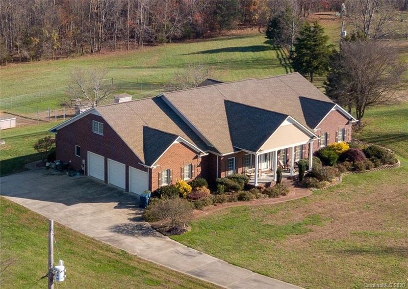 2715 Wheatfield Pl, Concord, NC 28025