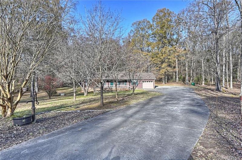 2205 Canterbury Ln, Monroe, NC 28112