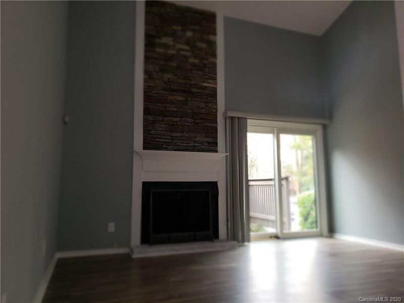 6113 Honeysuckle Ln, Charlotte, NC 28212