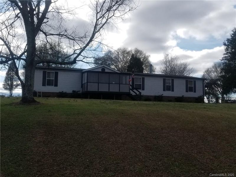 4951 Elmore Dr, Catawba, NC 28609