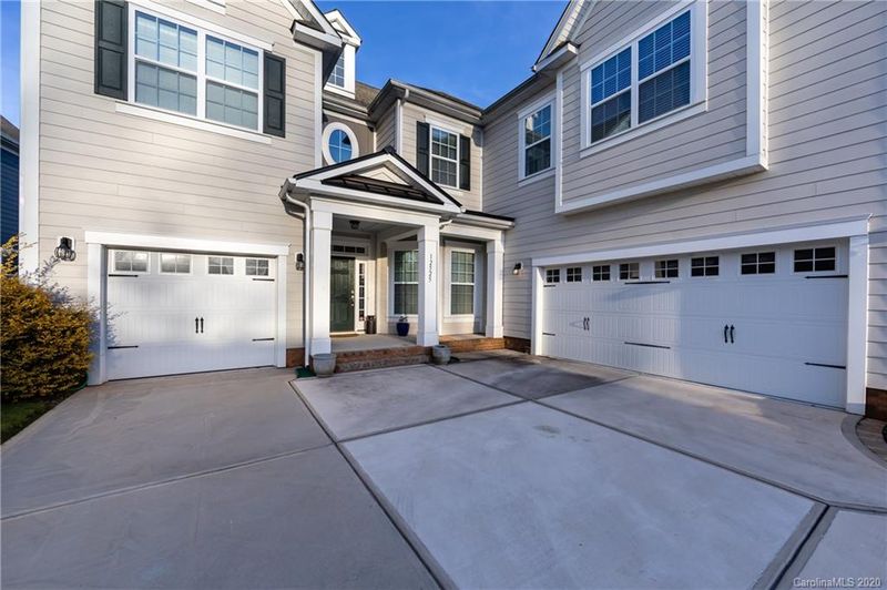 12525 Old Westbury Dr, Cornelius, NC 28031