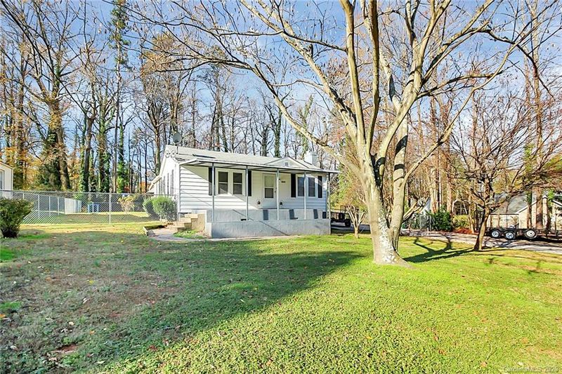5517 Collins St, Charlotte, NC 28269