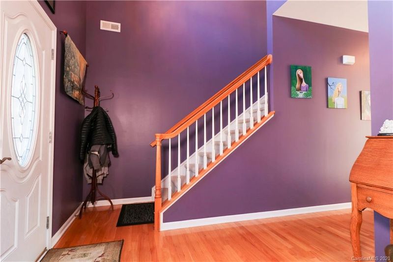 128 Gabriel Dr, Mooresville, NC 28115