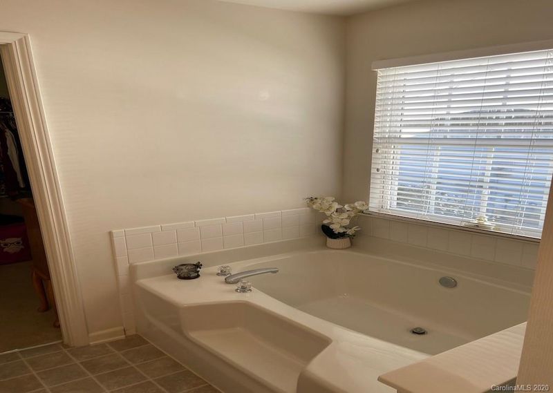 12224 Wallace Ridge Dr, Charlotte, NC 28269