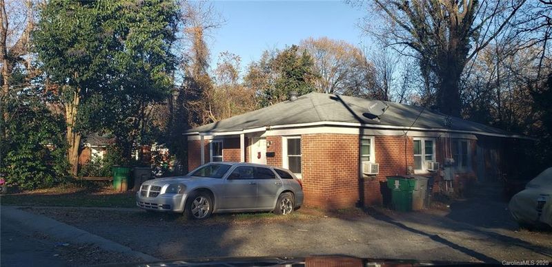 1328 Fairmont St, Charlotte, NC 28216