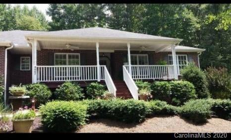 8007 Summit Ridge Dr, Catawba, NC 28609