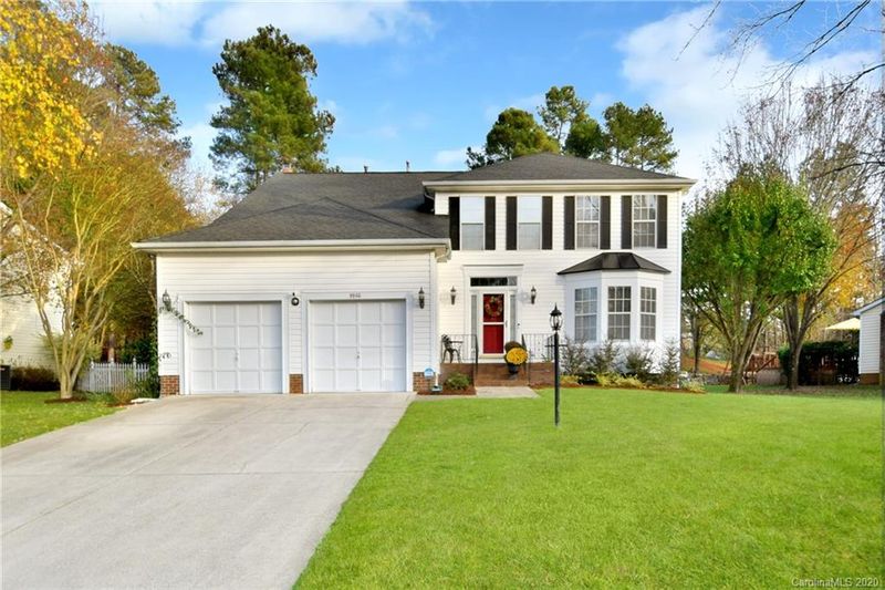 9900 White Cascade Dr, Charlotte, NC 28269