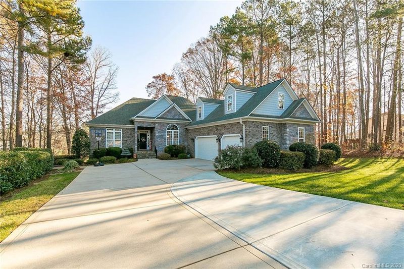 7904 Blades Trl, Denver, NC 28037