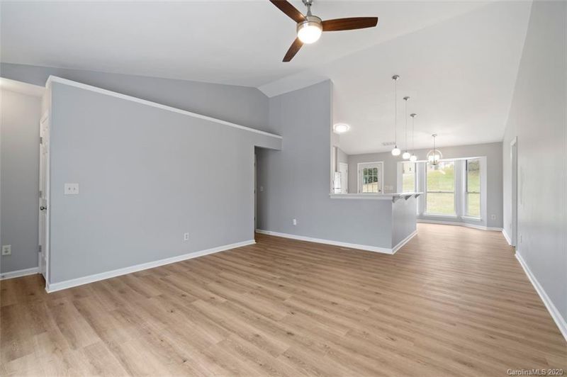 3330 Chistow Rd, Matthews, NC 28105