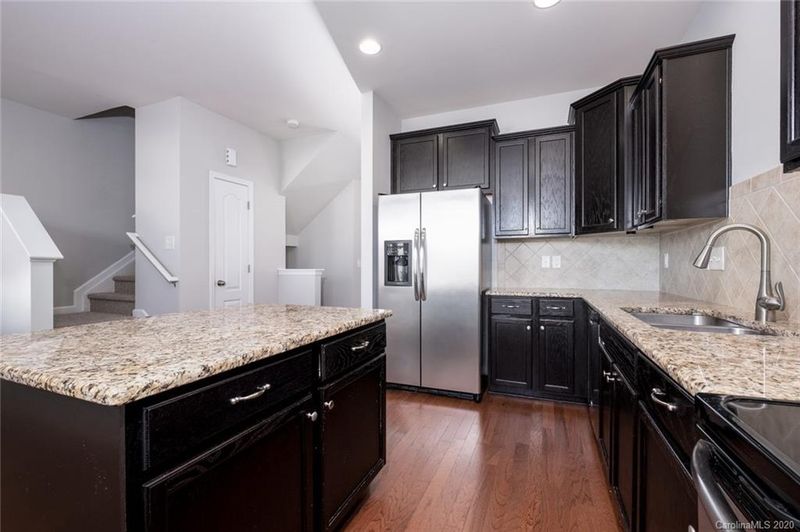 19006 Lake Breeze Dr, Cornelius, NC 28031