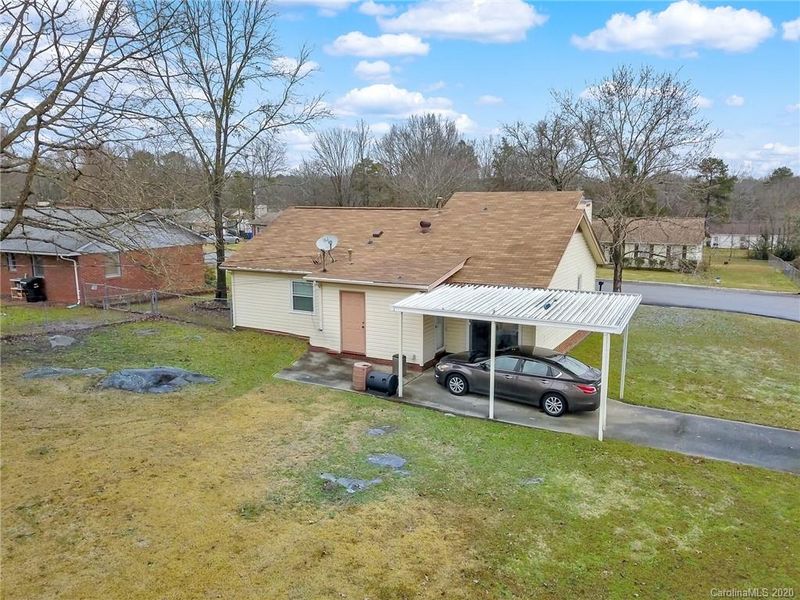 1048 Winchester Dr, Rock Hill, SC 29730