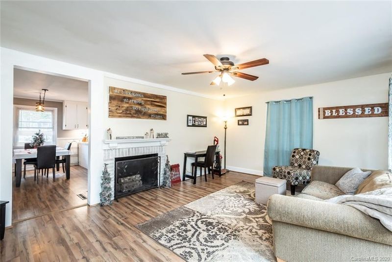 142 Pinehurst Ln, Newton, NC 28658