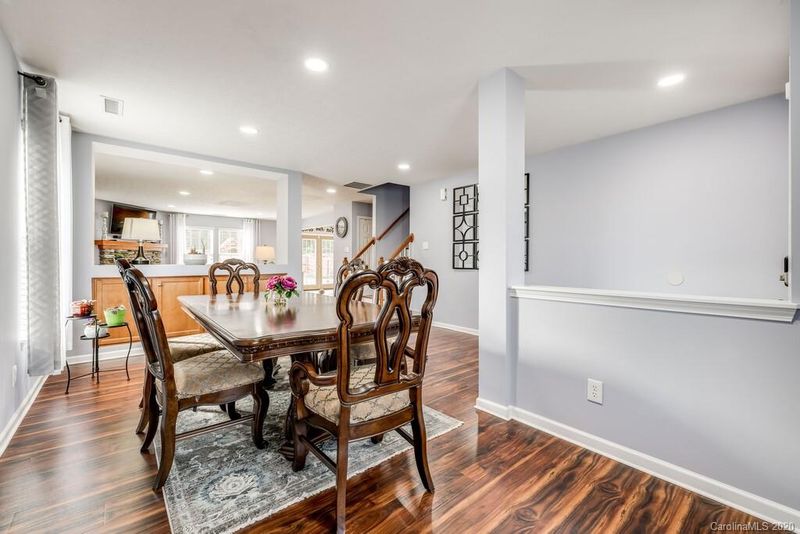 12816 Silvaire Farm Rd, Charlotte, NC 28278