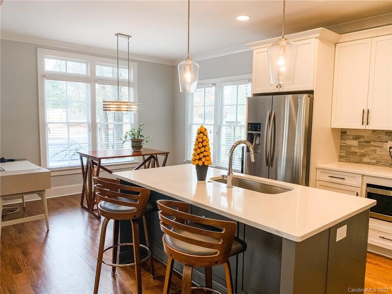 824 Charles Ave, Charlotte, NC 28205
