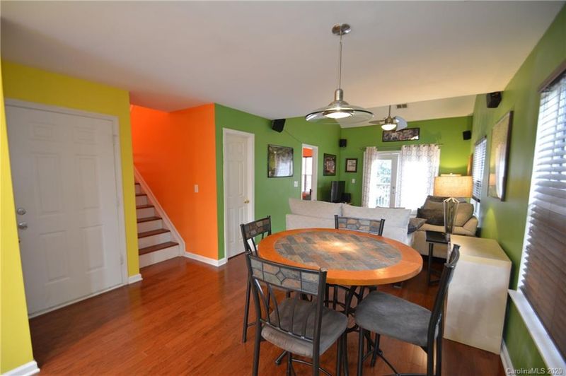 5874 Prescott Ct, Charlotte, NC 28269