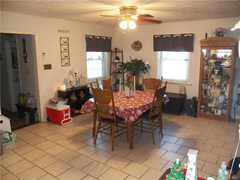 2823 Buffalo Shoals Rd, Newton, NC 28658
