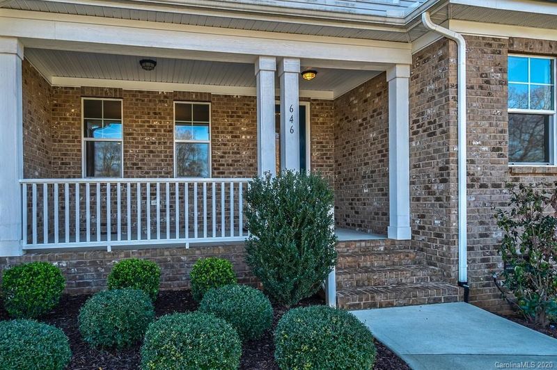 646 Houston Rd, Troutman, NC 28166