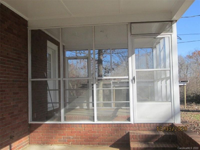 2863 12th Ave SE, Hickory, NC 28602
