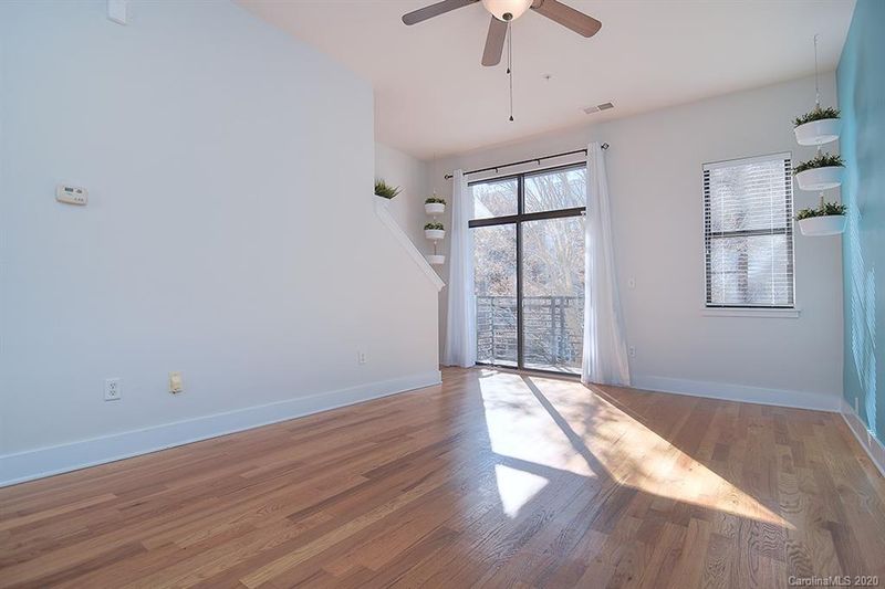 931 E 8th St, Charlotte, NC 28204