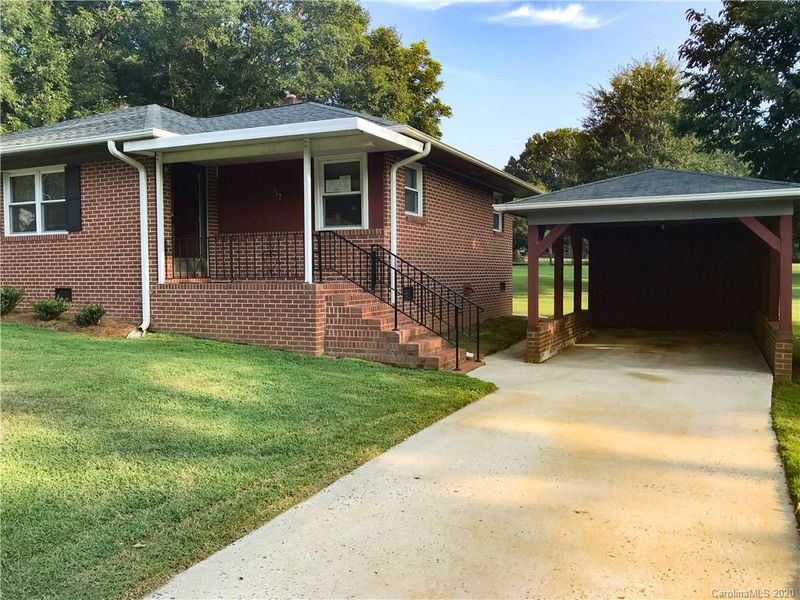 115 Peachtree St, Belmont, NC 28012