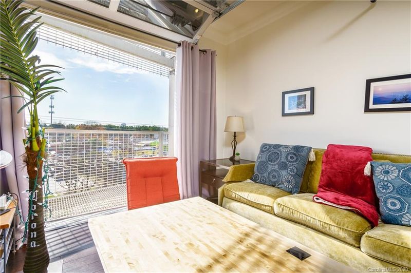 1611 Central Ave #403, Charlotte, NC 28205