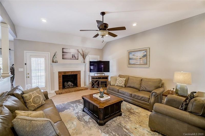 2148 Fox Creek Ln, Rock Hill, SC 29732