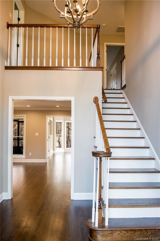 215 Sue Ellen Ct, Gastonia, NC 28056