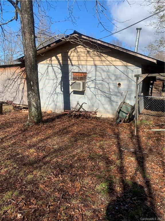 2367 NE 32nd Ave NE, Hickory, NC 28601