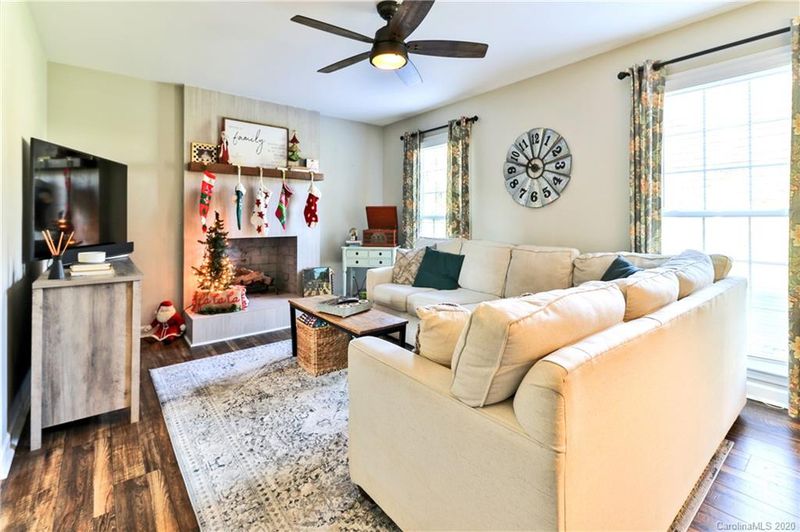 14428 Pommel Ln, Matthews, NC 28105