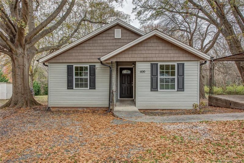 400 Valley St, Stanley, NC 28164