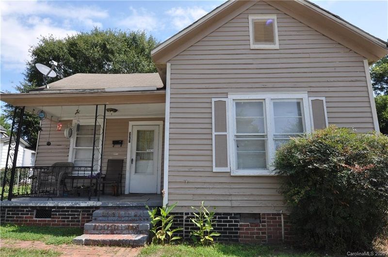 527 Third St, Chester, SC 29706