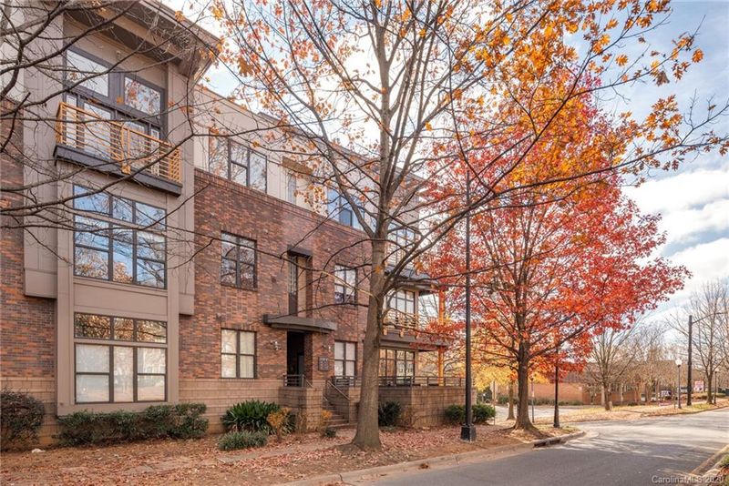 706 Davidson St N, Charlotte, NC 28202