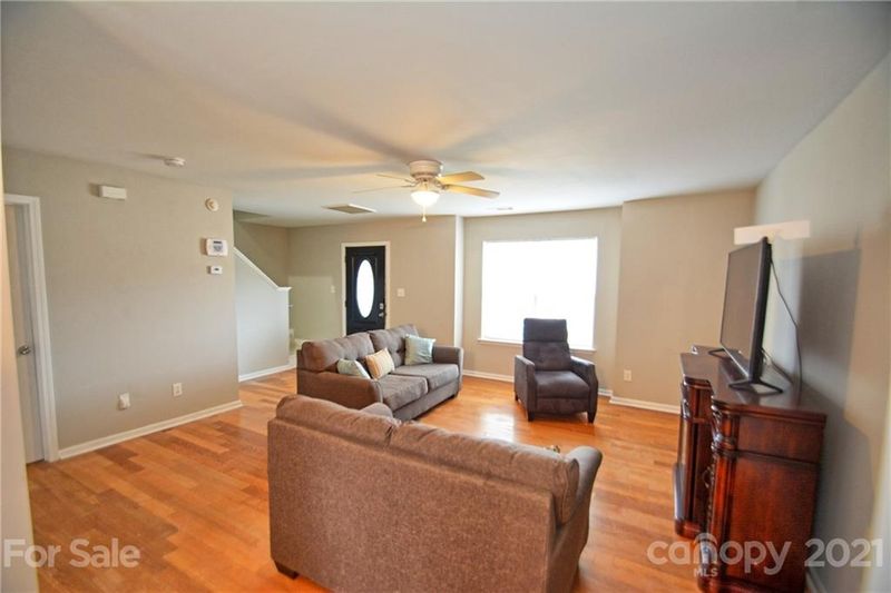 1110 Hipp Rd #1, Charlotte, NC 28216