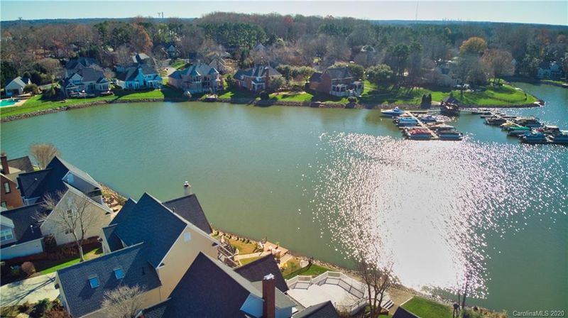7306 Swansea Ln, Cornelius, NC 28031